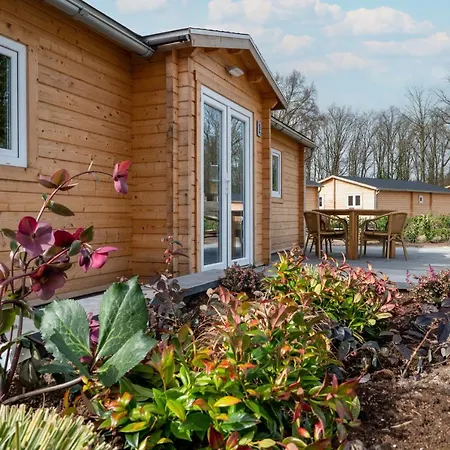 Campsite Recreatiepark Maas En Bos *